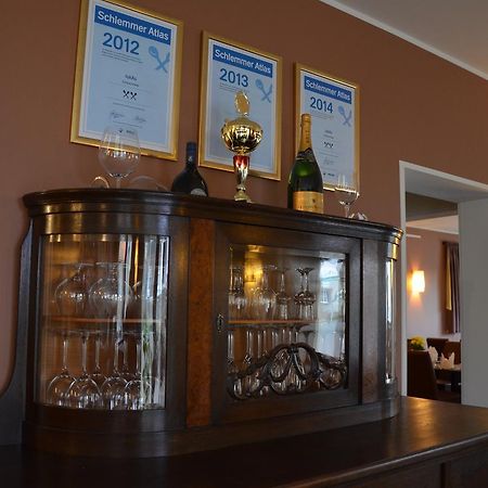 Lukas Restaurant Hotel Lounge Bar 슈바르즈하이드 외부 사진